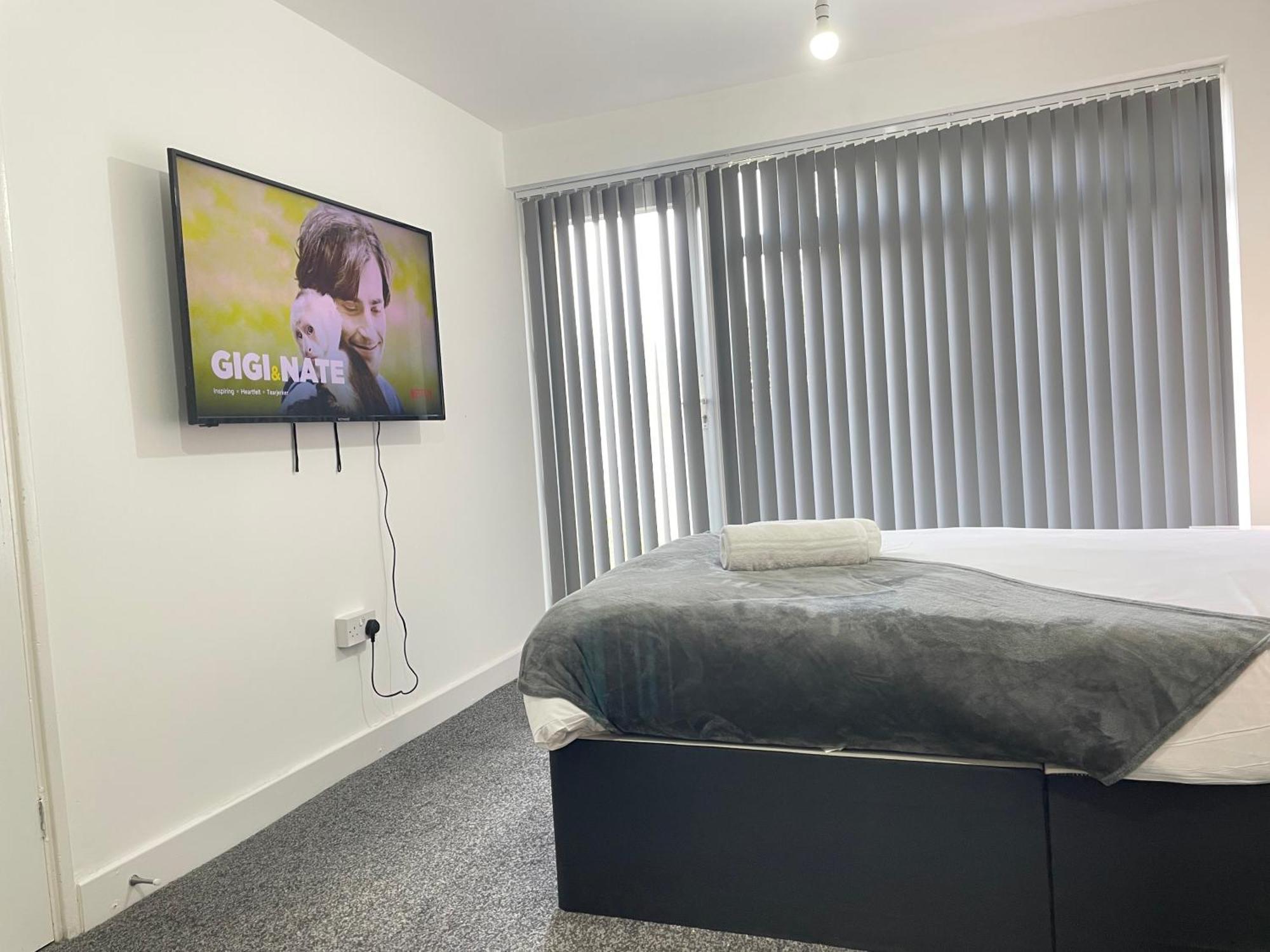 4 Bedroom 2 Bathroom Shared House - Near Bhx And Nec Birmingam Exterior foto